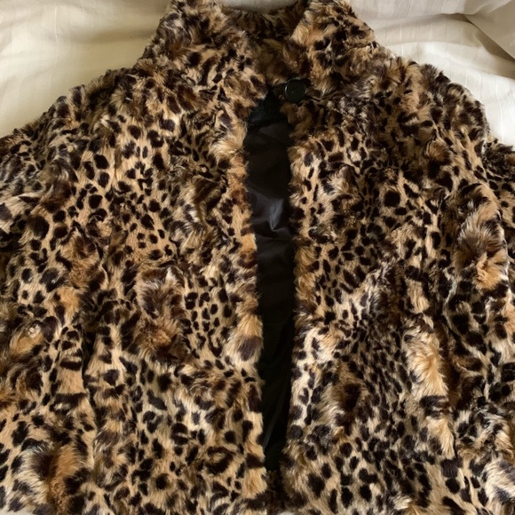 FAUX FUR LEOPARD JACKET - Picture 3 of 3